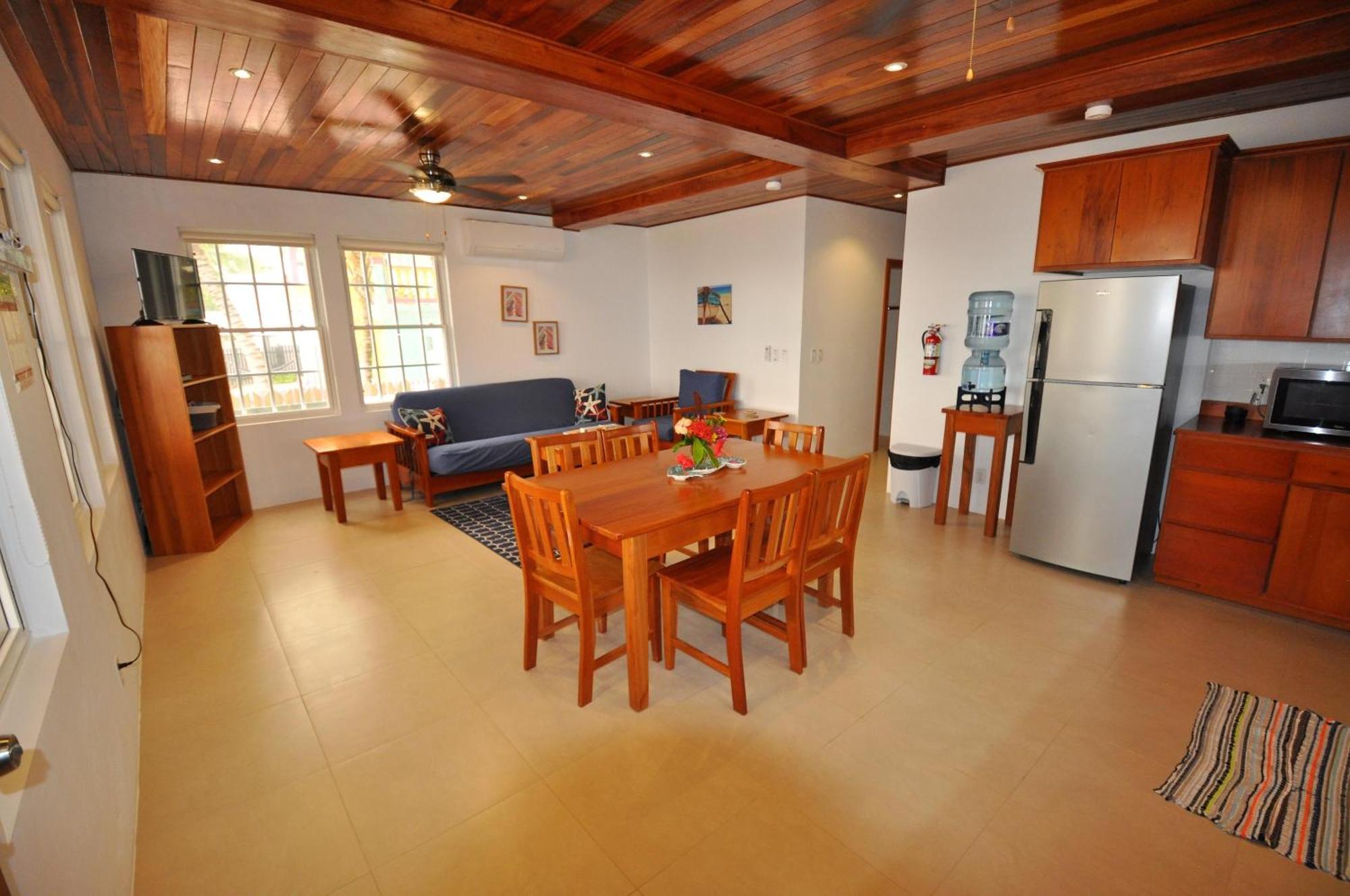Velento Oceanfront #2 Villa Caye Caulker Exteriör bild